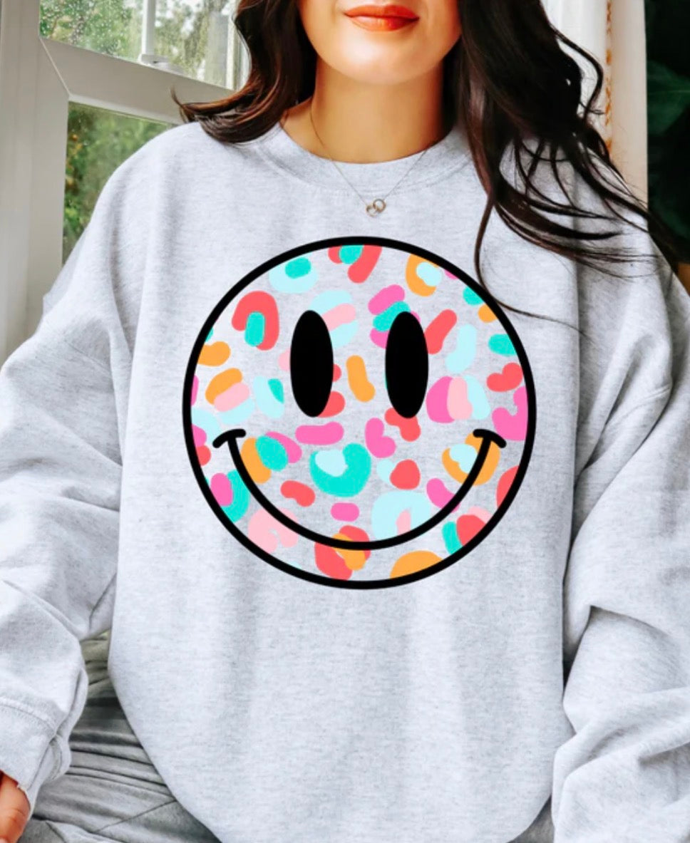 SMILEY TEE