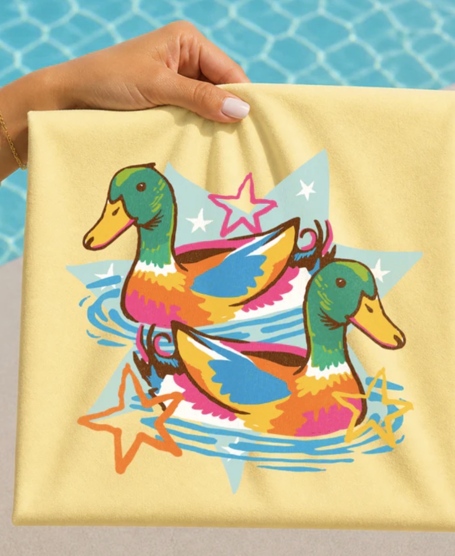 DUCKS TEE